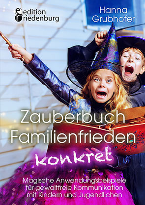Hanna Grubhofer: Ich lege ein Exemplar meines „Zauberbuch Familienfrieden konkret“ in die Tombolatrommel Hanna Grubhofer: Ich lege ein Exemplar meines "Zauberbuch Familienfrieden konkret" in die Tombolatrommel